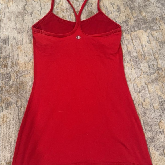 Lululemon Power Y tank in True Red. Size 4. - Picture 3 of 4